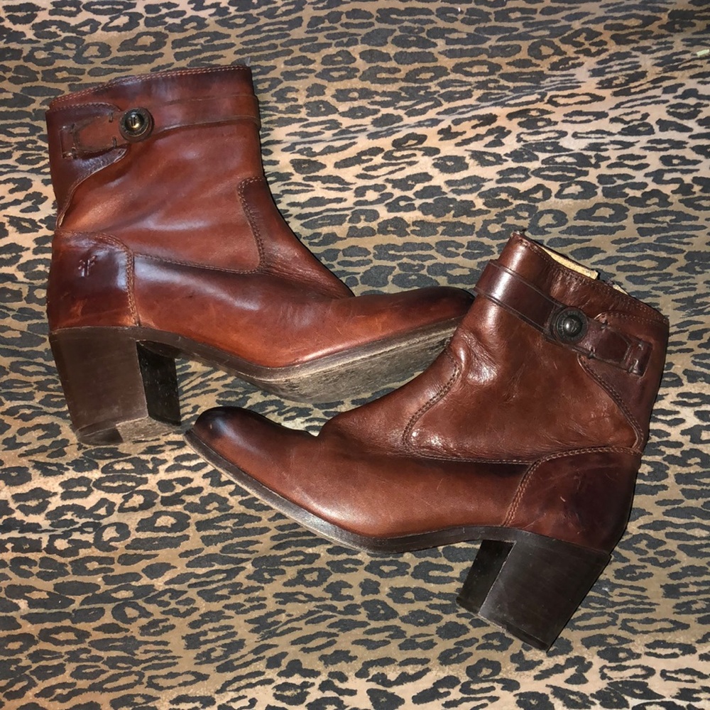 Malorie Button Frye Boots
